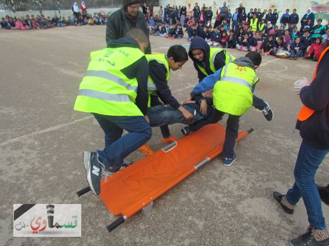 مدرسة جنة ابن رشد الابتدائية وتمرين الدفاع المدني والحذر ومشاركة واسعة من الاهالي 